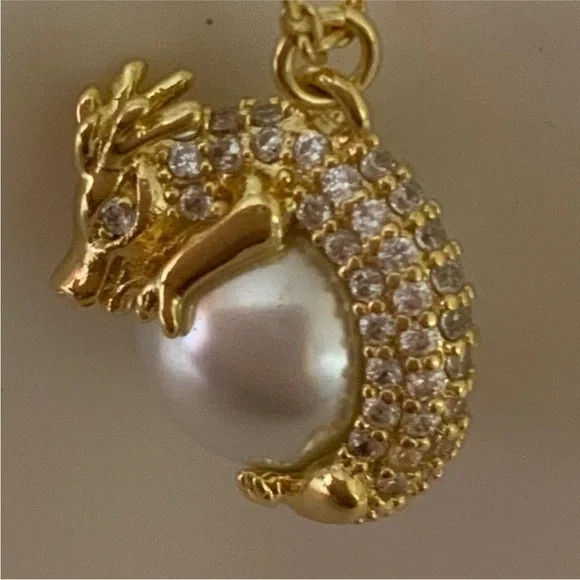 Kate spade holiday sale Dragon small pendant chain necklace - Picture 3 of 7